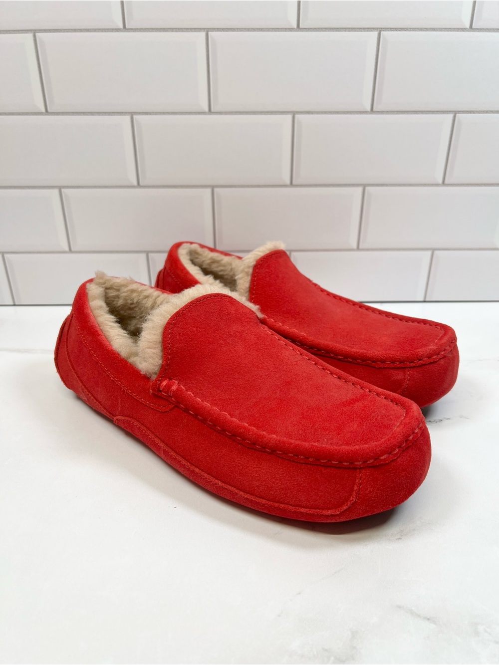 UGG Men Ascot Moccasin Slippers Samba Red Suede Slipper